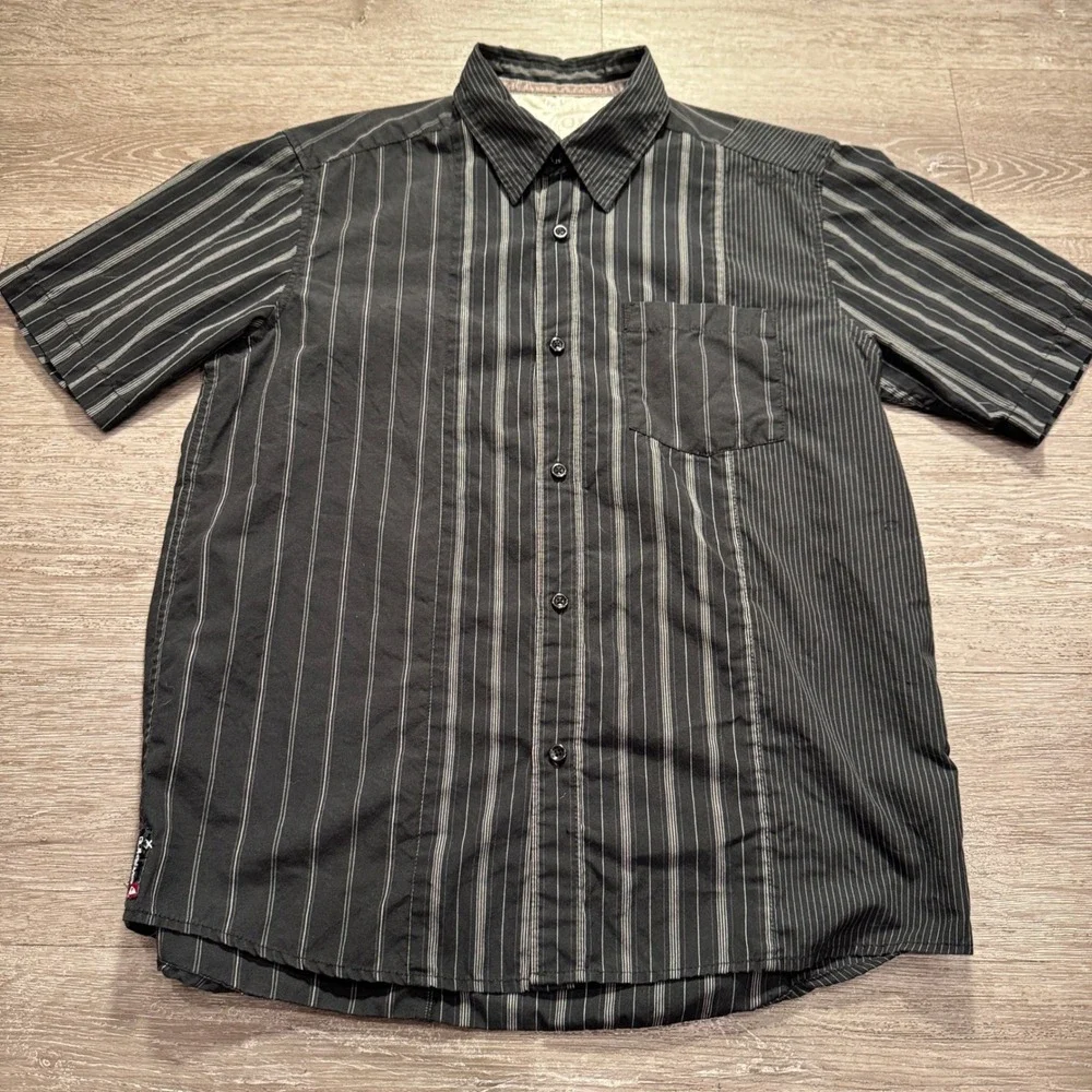 Vintage Quiksilver Shirt Mens Small Black Striped Poly Cotton Casual Skate VTG